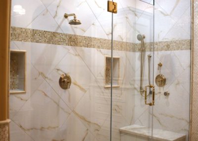 Half inch low iron shower glass