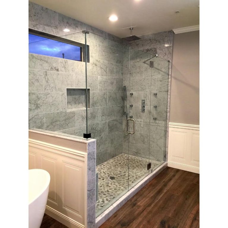 Frameless walk in shower