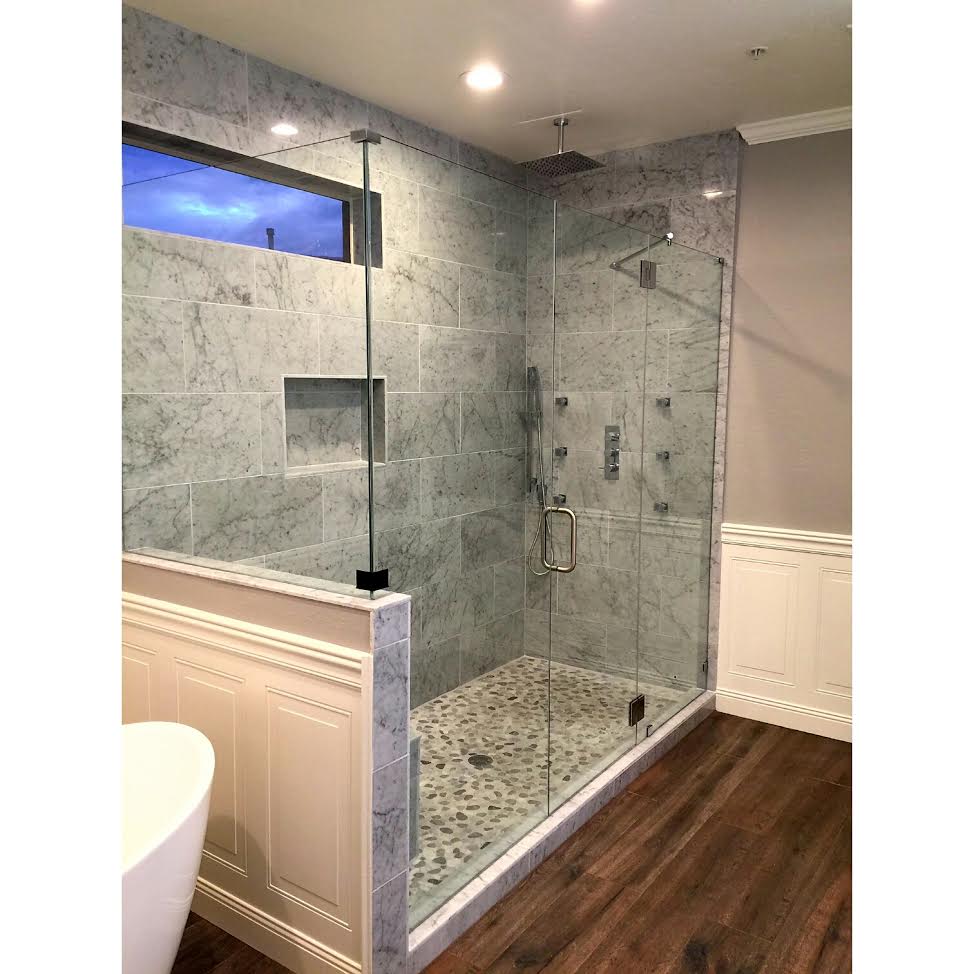 Walk in shower frameless large