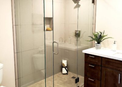corner shower glass
